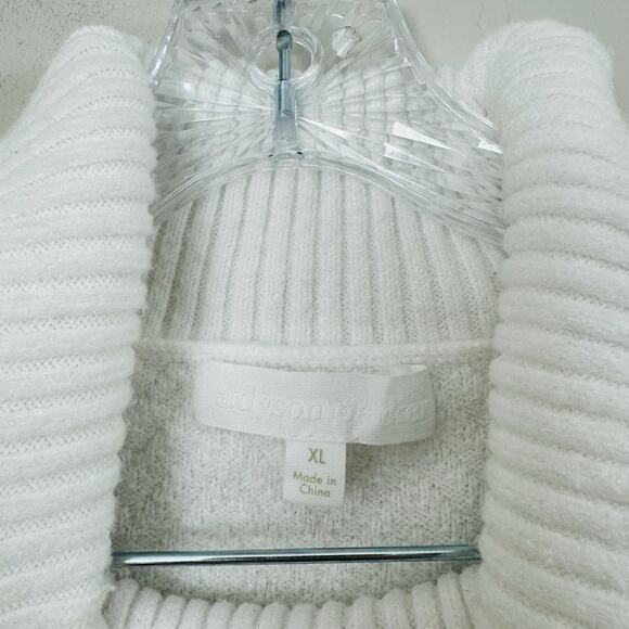 Adyson Parker White Fuzzy Turtleneck Pullover Sweater Women’s Size XL - Picture 2 of 7